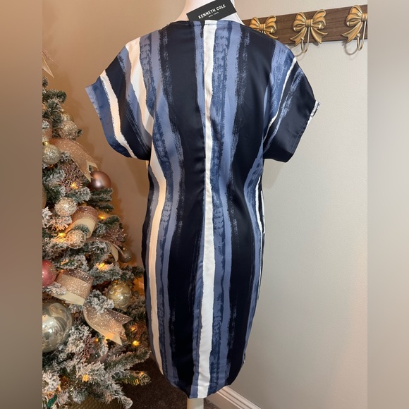 Kenneth Cole Painter Street Indigo Twist-Front Dress Size Small NWT - Picture 3 of 7